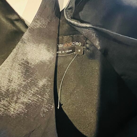 Max And Cleo Metallic Gray Draped Sleeveless Dress Size M Medium NEW - Picture 3 of 8